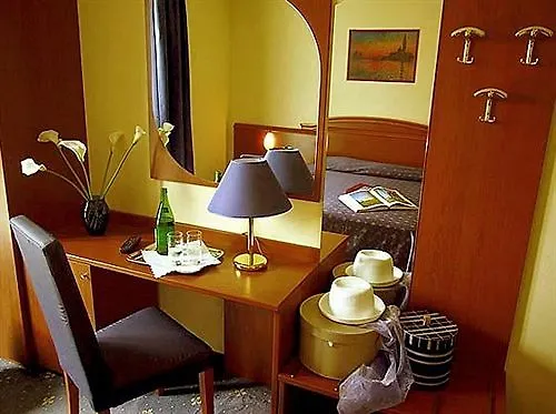 מלקונטנטה Hotel Palladio 3*,  איטליה