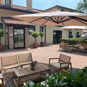 Resort Garden